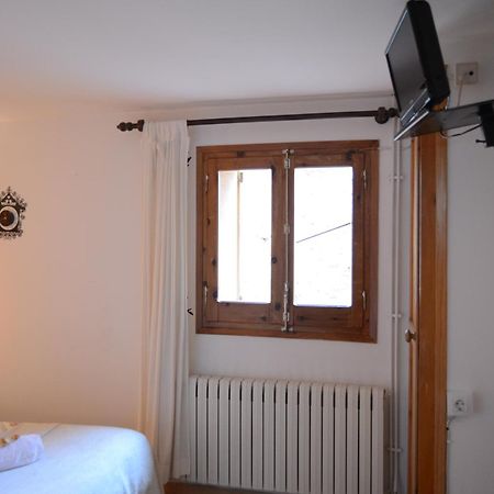Hostal La Cuineta De Cal Triuet Gósol Εξωτερικό φωτογραφία