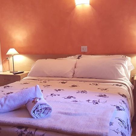 Hostal La Cuineta De Cal Triuet Gósol Εξωτερικό φωτογραφία
