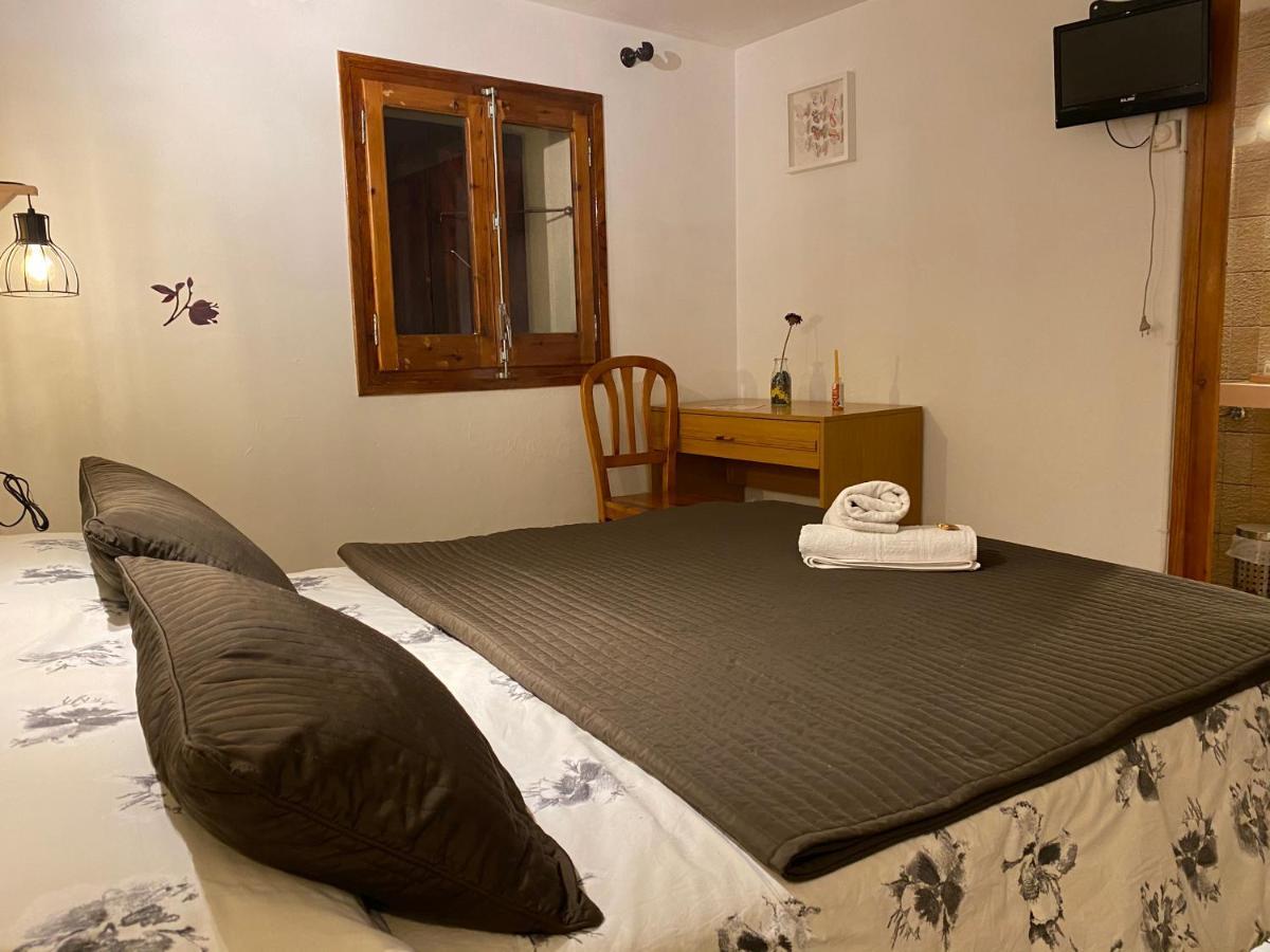 Hostal La Cuineta De Cal Triuet Gósol Εξωτερικό φωτογραφία