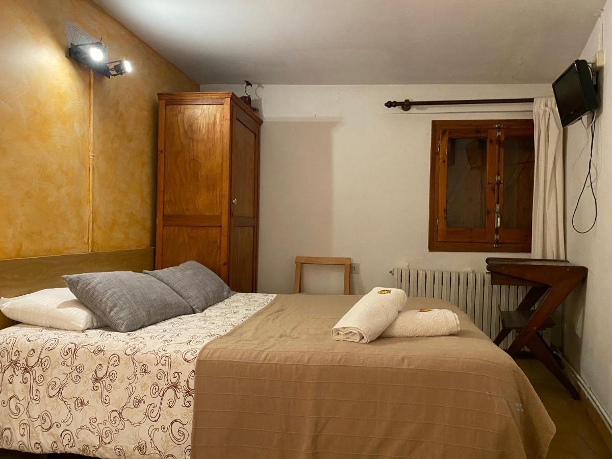 Hostal La Cuineta De Cal Triuet Gósol Εξωτερικό φωτογραφία