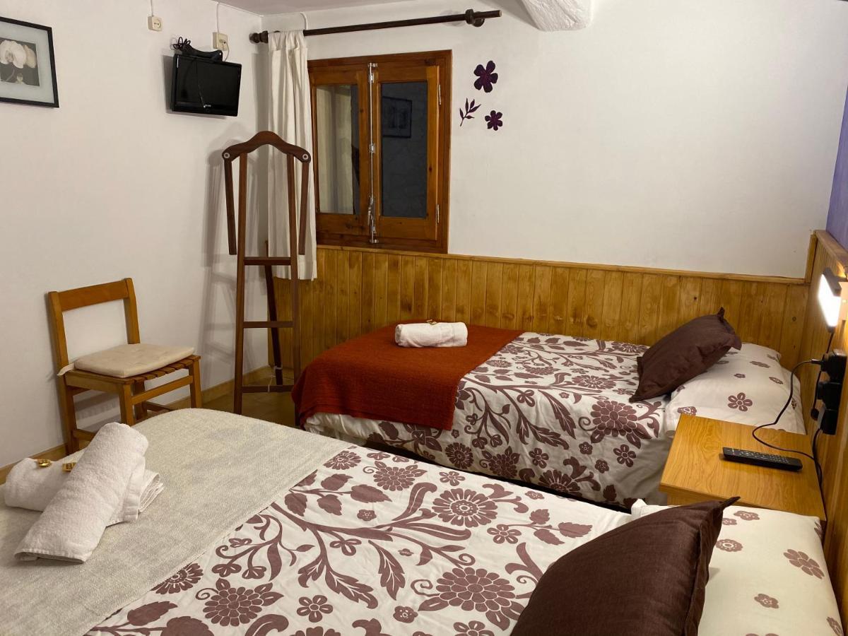 Hostal La Cuineta De Cal Triuet Gósol Εξωτερικό φωτογραφία