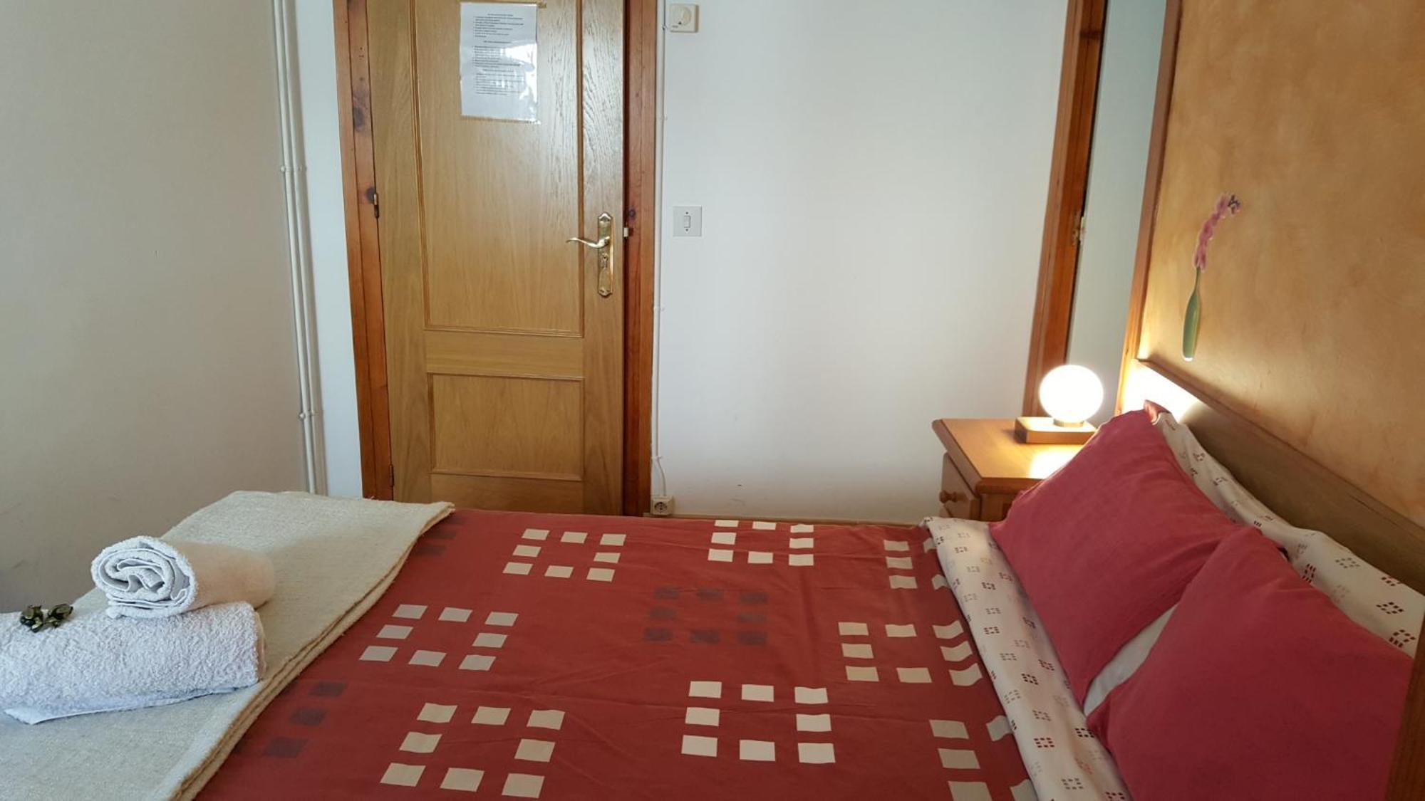 Hostal La Cuineta De Cal Triuet Gósol Δωμάτιο φωτογραφία
