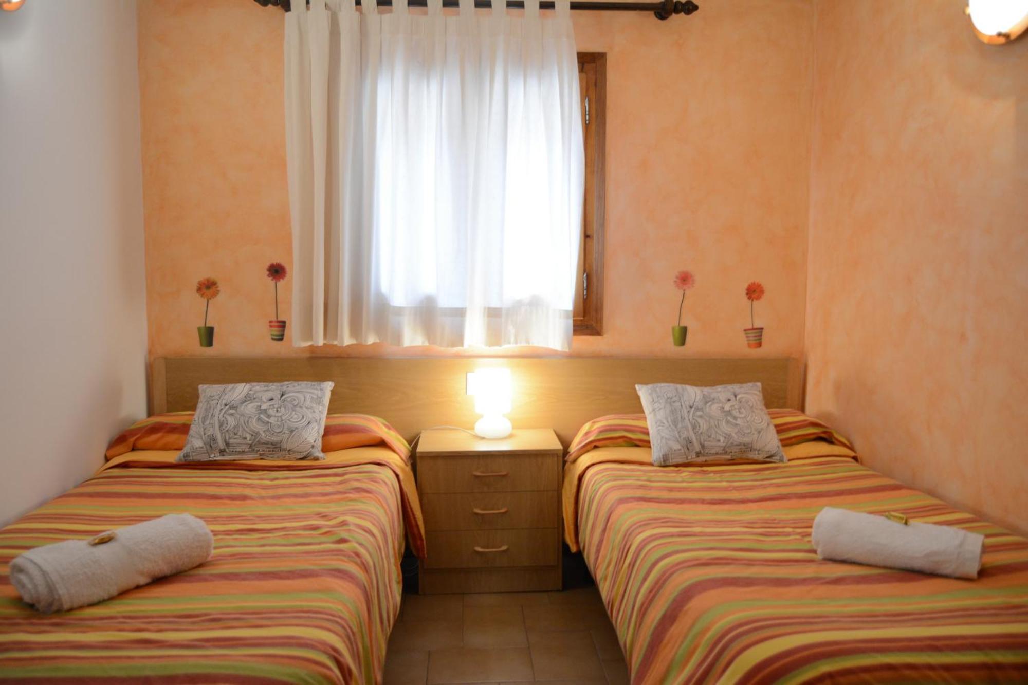 Hostal La Cuineta De Cal Triuet Gósol Εξωτερικό φωτογραφία