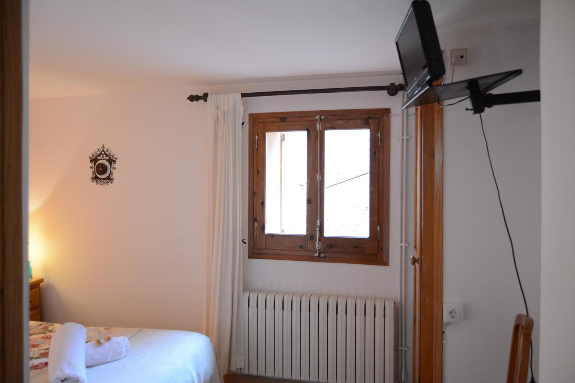 Hostal La Cuineta De Cal Triuet Gósol Εξωτερικό φωτογραφία