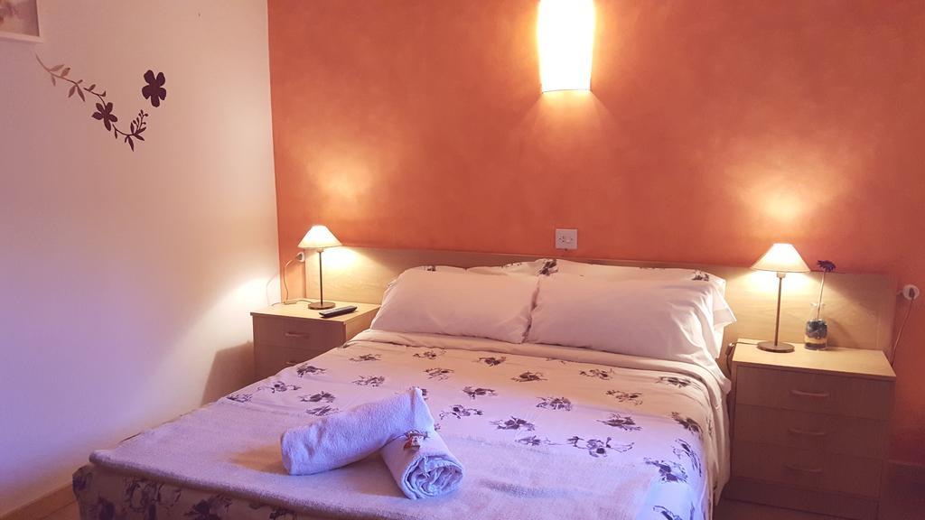 Hostal La Cuineta De Cal Triuet Gósol Εξωτερικό φωτογραφία