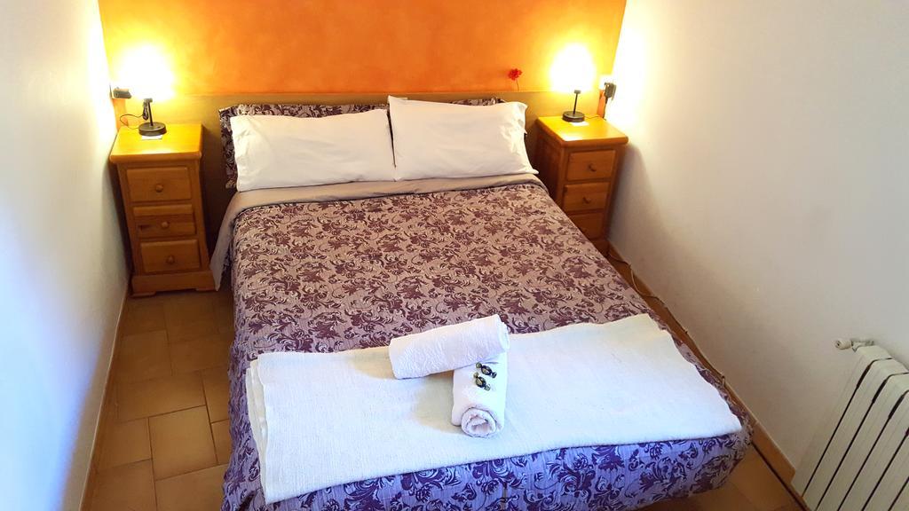 Hostal La Cuineta De Cal Triuet Gósol Εξωτερικό φωτογραφία