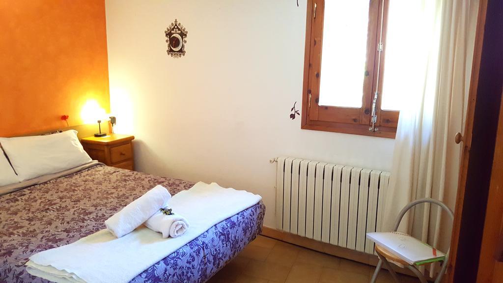 Hostal La Cuineta De Cal Triuet Gósol Εξωτερικό φωτογραφία