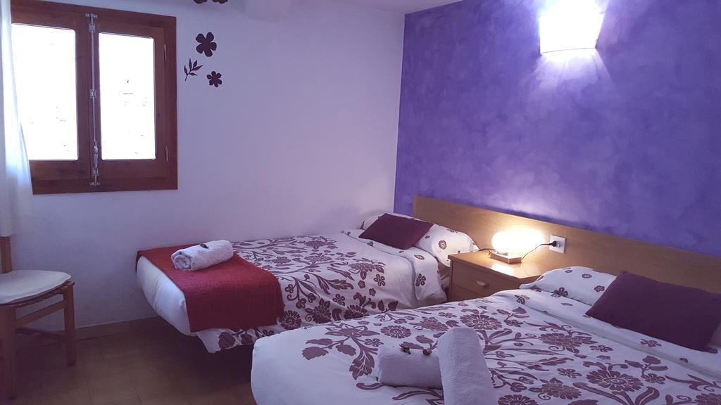 Hostal La Cuineta De Cal Triuet Gósol Εξωτερικό φωτογραφία