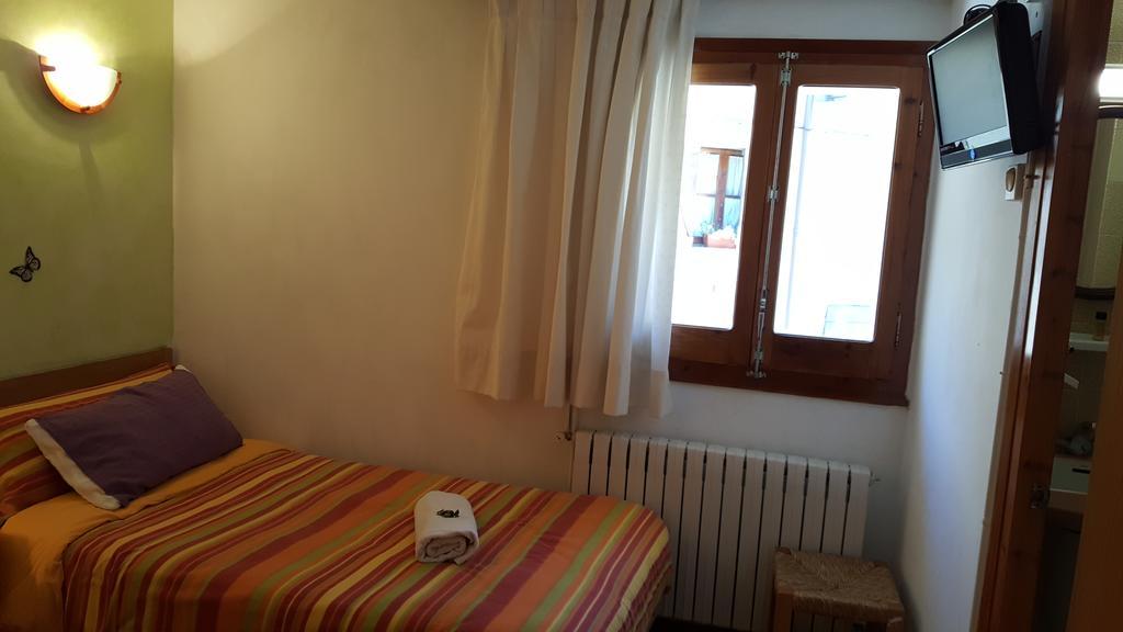 Hostal La Cuineta De Cal Triuet Gósol Εξωτερικό φωτογραφία